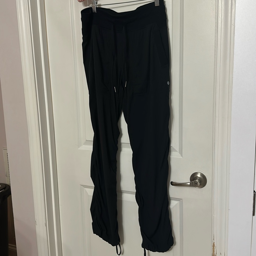 Lululemon pants - Picture 2 of 8